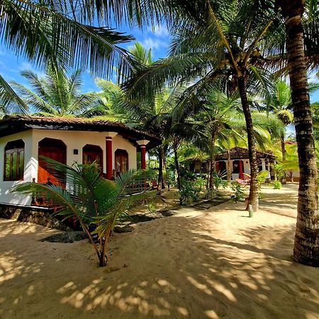 Patini Bungalows - Beach Garden Tangalle Exteriör bild