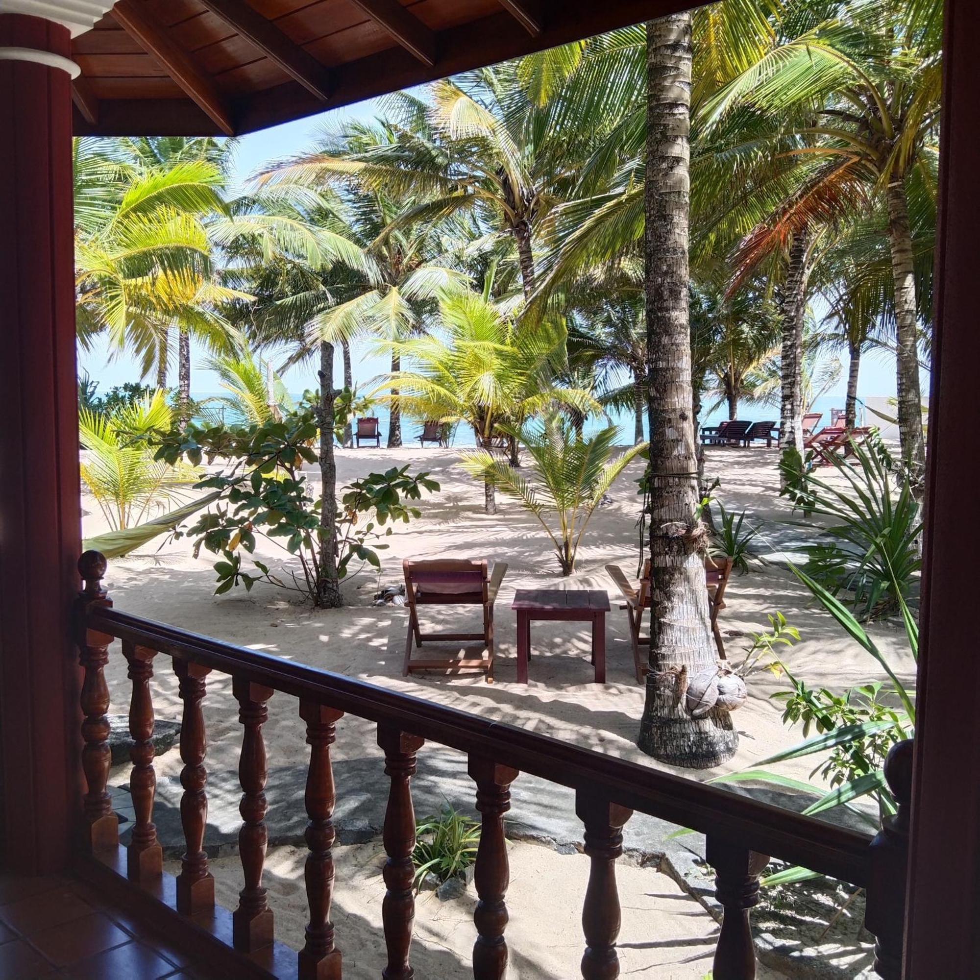 Patini Bungalows - Beach Garden Tangalle Exteriör bild