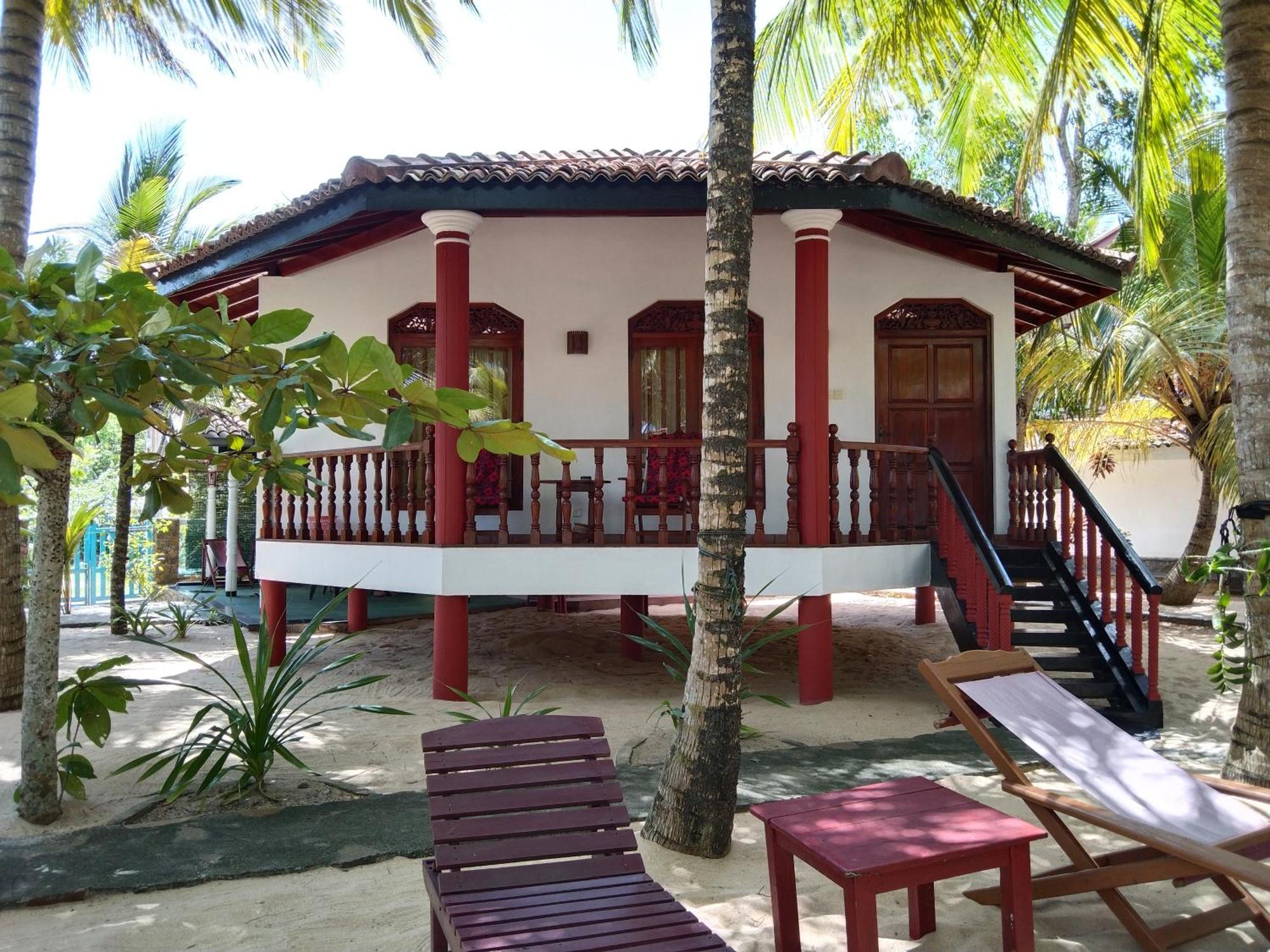 Patini Bungalows - Beach Garden Tangalle Exteriör bild