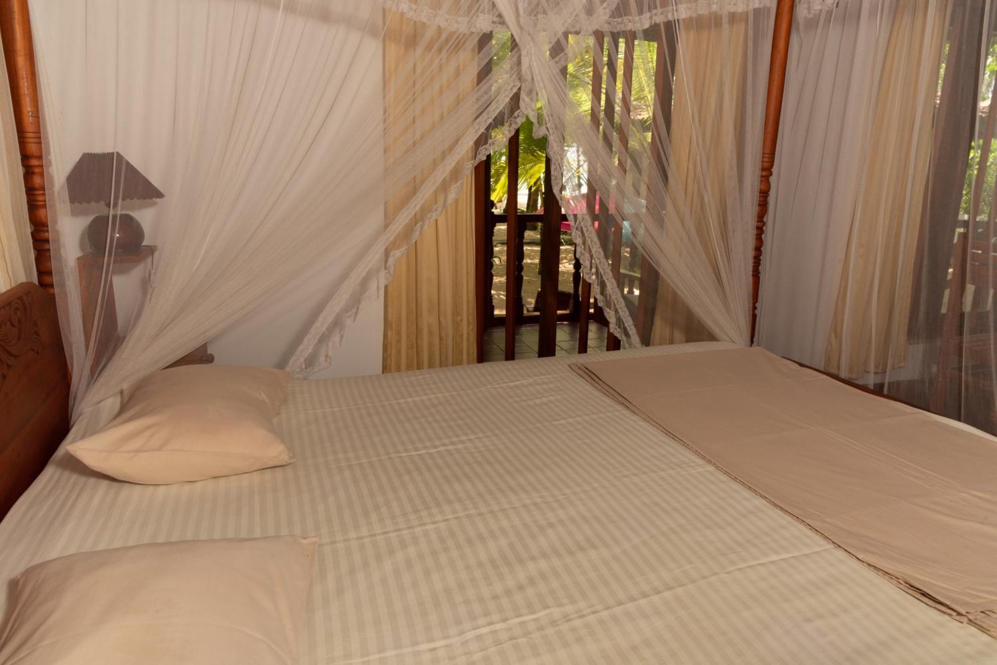 Patini Bungalows - Beach Garden Tangalle Exteriör bild